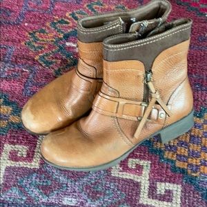 Clark leather midi boots with side zipper